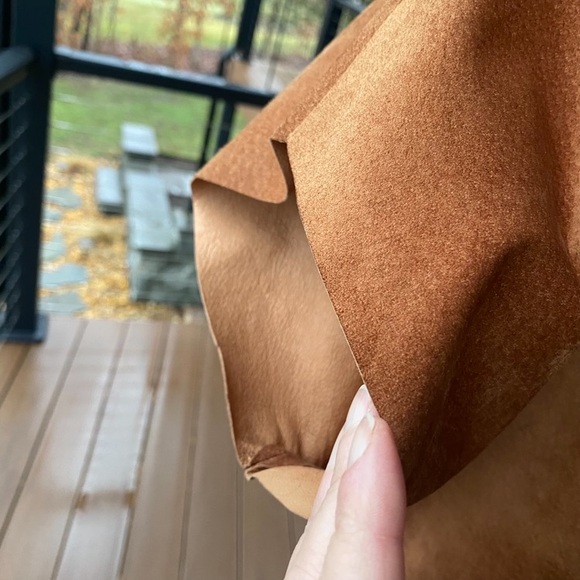 BERYLL…. Leather Handcrafted in LA🔥Beautiful leather / suede top. Oversized XS - Picture 5 of 16